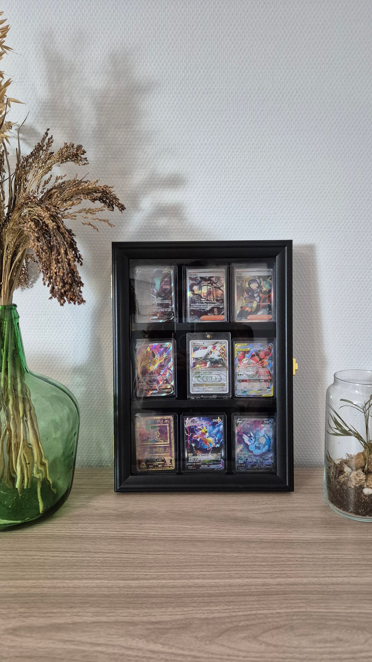 Cadre / présentoir / vitrine murale pour 9 cartes (toploader ou one touche pro)
