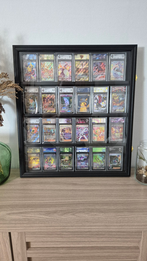 Cadre / présentoir / vitrine murale pour 24 cartes gradées