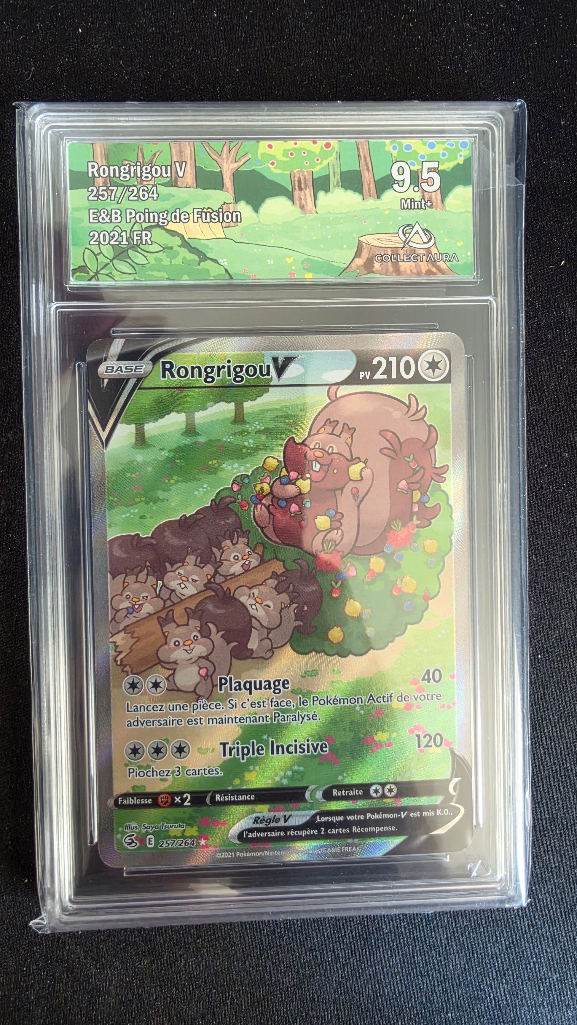 Carte Pokémon Gradée Collect Aura Rongrigou V 9.5 257/264 - face