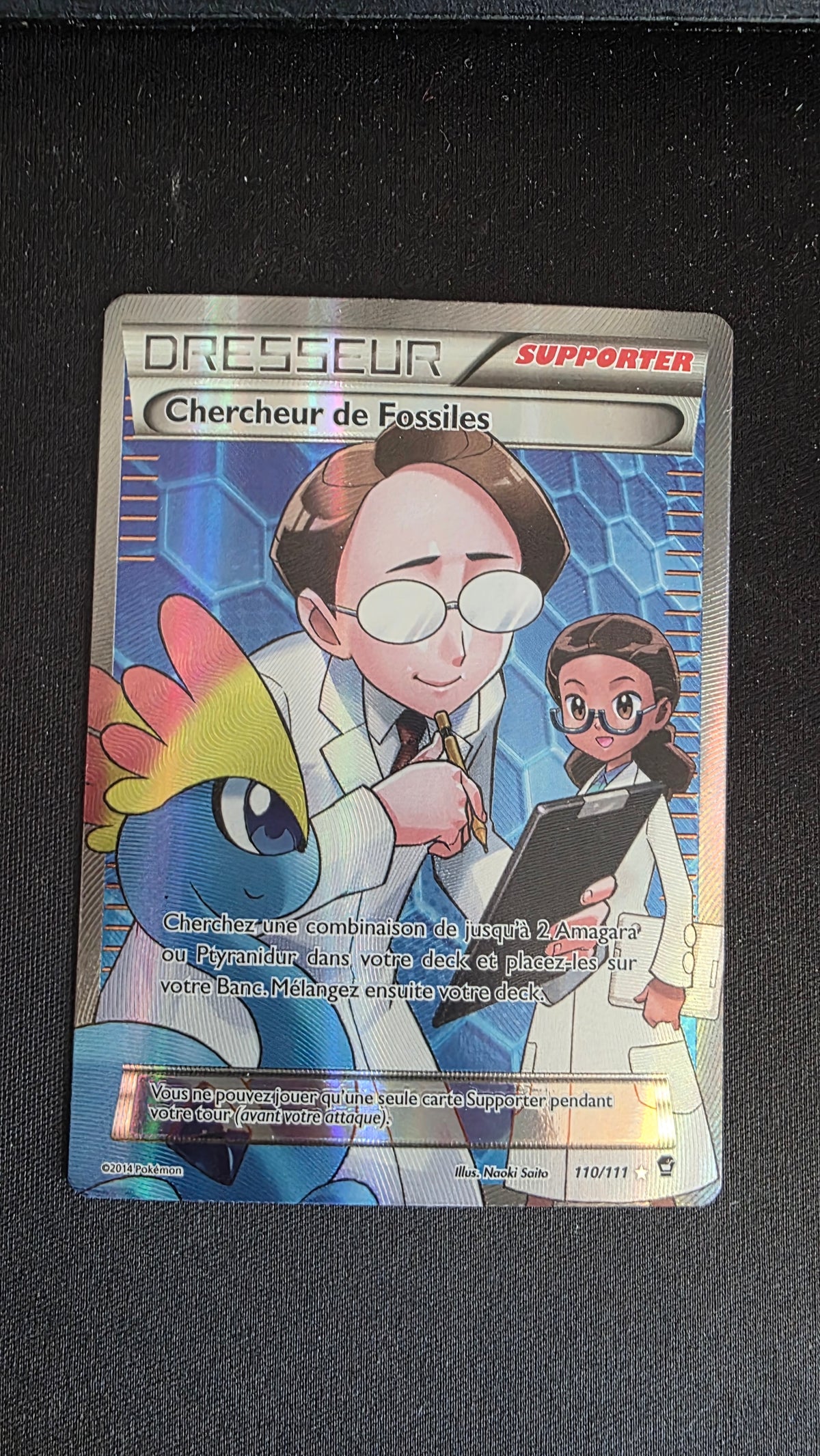 Carte Pokémon Chercheur de Fossiles 110/111 - face
