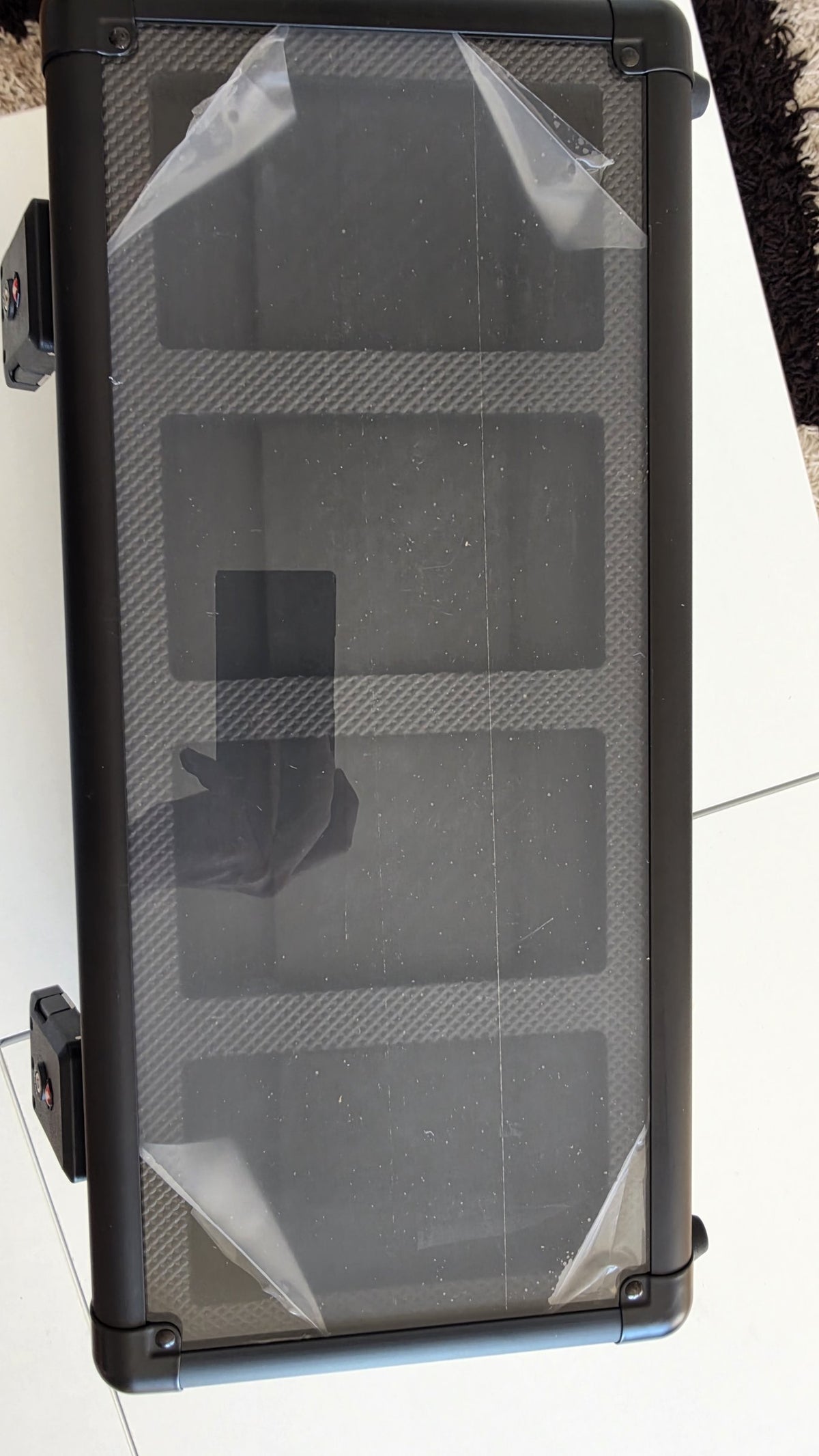 Dessus de la valise Phoenix Shield PSA